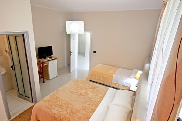 Nika Hotel (Vlorë)